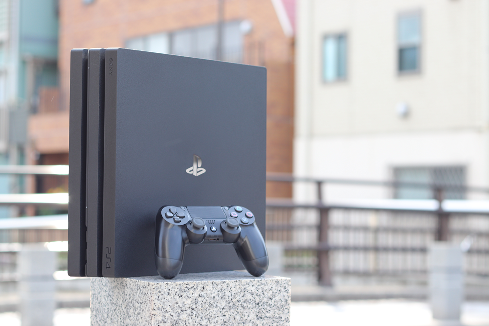 送料無料☆即決有♪保証あり★新型 SONY プレイステーション4 Pro 本体 新品 CHU-7000B グレイシャー・ホワイト 1TB